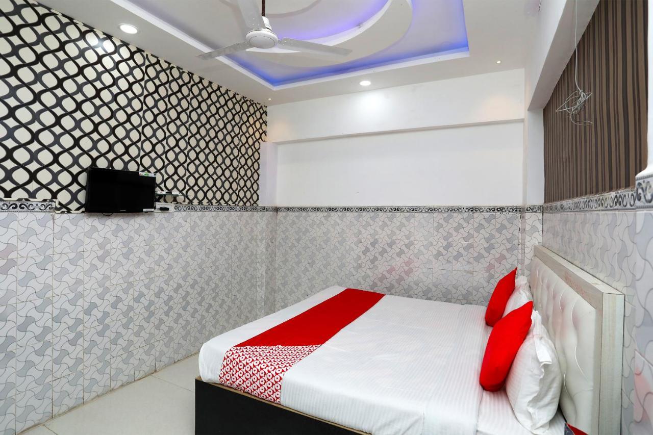 Oyo 29294 Tripathi Guest House Kanpur Exterior foto